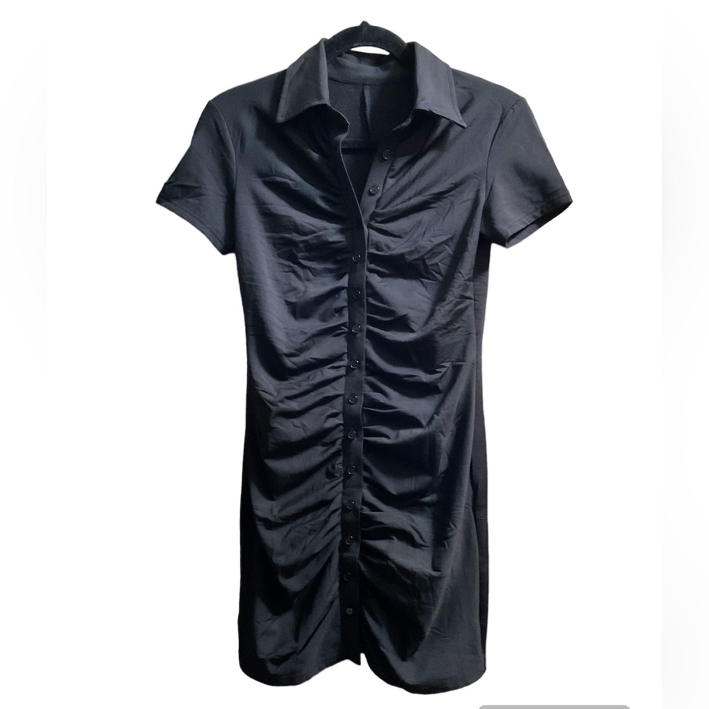 Women’s Short Sleeve Black Button Down Dress. Stretchy and lined. Spandex